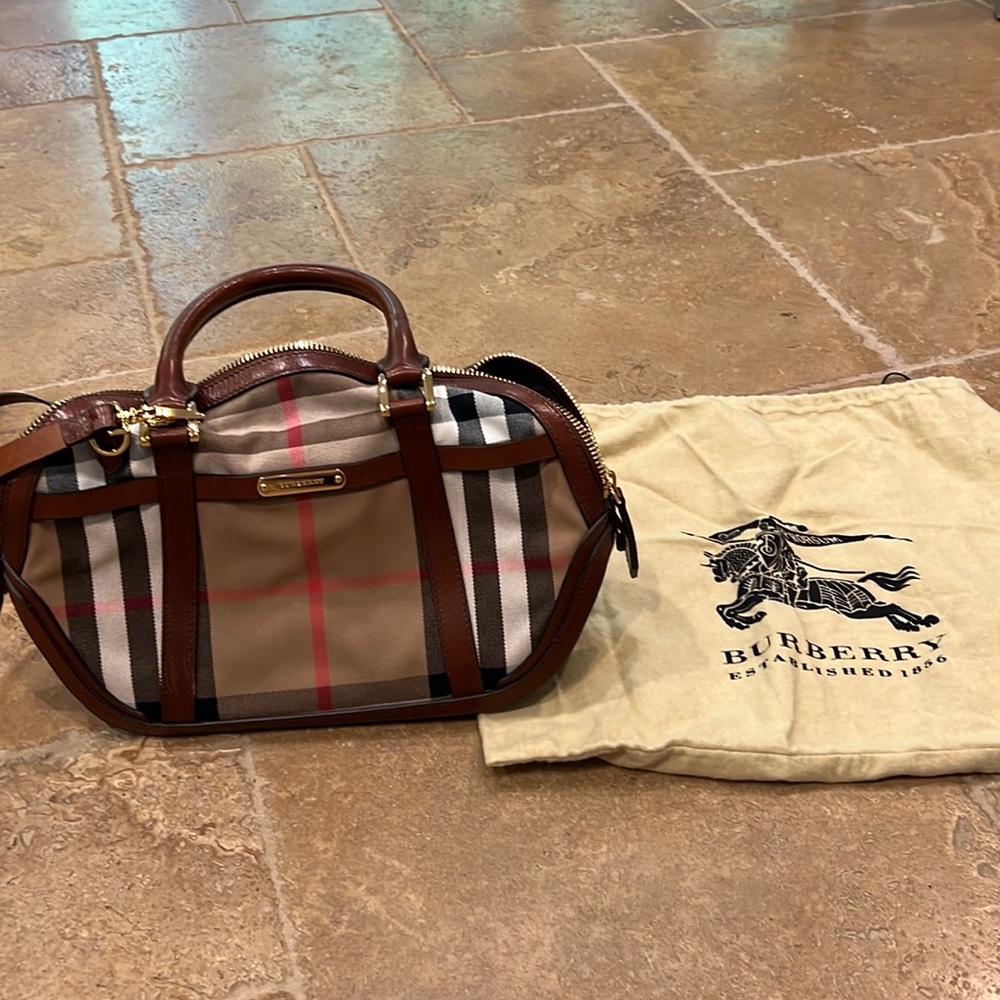 Good used condition Burberry tote handbag.